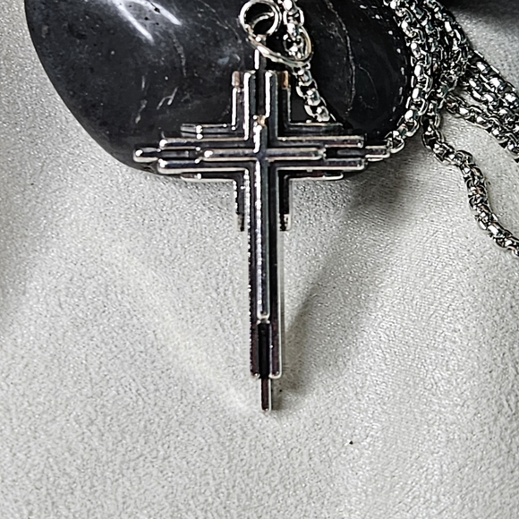 Silver Beveled Tier Cross Pendant - Picture 5 of 8